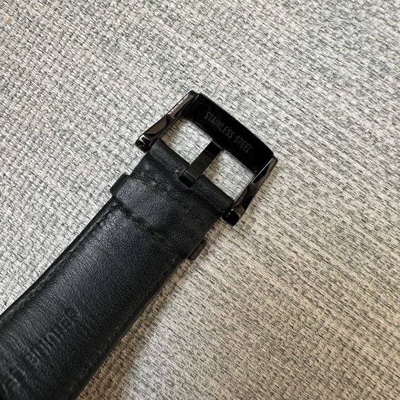 Movado Bold - Authentic- Black Genuine Leather Strap - Picture 4 of 9